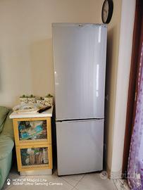   Frigo + congelatore separato 