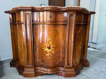 Elegante Credenza/Console Bombata in Legno Intarsi