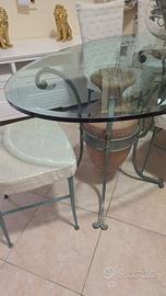 Tavolo in ferro battuto e cristallo