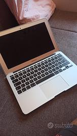 Apple  makbook air 11 