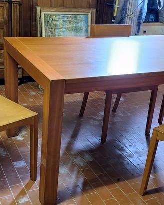 Tavolo vintage con 6 sedie