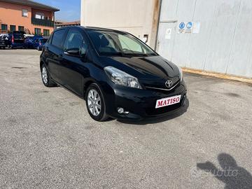 TOYOTA YARIS 1.4 D-4D 5 p Lounge