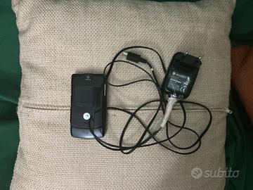 Motorola RAZR V3 - NON FUNZIONANTE