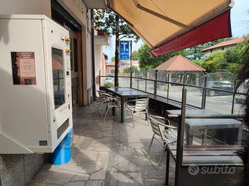 Bar con cucina/Tabaccheria