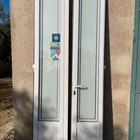 Porte da giardino con design rustico e vintage