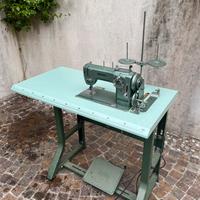 Macchina da cucire Regrey