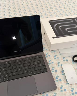 Macbook pro 14” M5 + Apple magic mouse