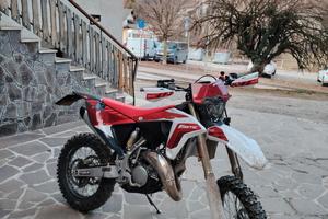 fantic 125 XE seminuovo