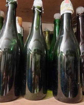 Bottiglie per vino, bottiglioni e damigiane