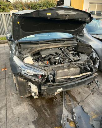 Kia XCeed del 2022 per pezzi di ricambio
