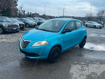 Lancia Ypsilon 0.9 TwinAir 85 CV 5 porte Metano Ec