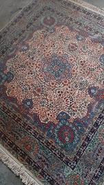 tappeto persiano intrecciato a mano