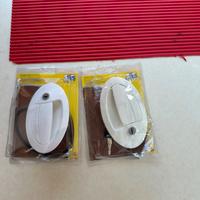 2 maniglie ovali per gavone camper