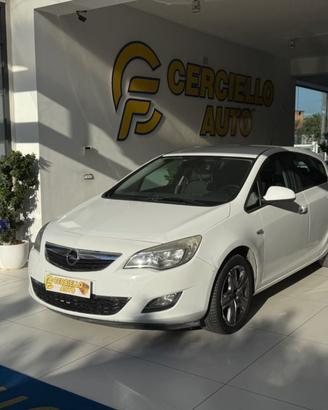OPEL Astra 1.4 100CV 5 porte Cosmo