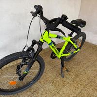 Bicicletta bimbo/a seminuova 6/9 anni