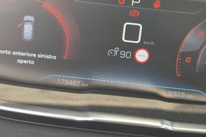 Peugeot 3008.  2° serie HDi S&S 