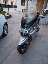 Suzuki Burgman 400