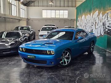 Dodge Challenger 5.7 HEMI V8 *IVA ESPOSTA