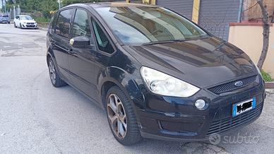 Ford S-Max 2010
