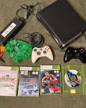 Console Xbox 360 Elite 120GB +giochi contr