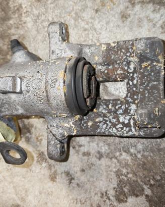 Pinza freno post sx VOLKSWAGEN POLO 1422cc 2016