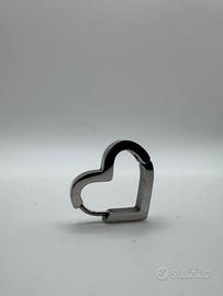 Orecchino a cuore