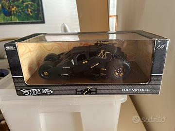 Batmobile Tumbler in scala 1:18 Hot Wheels