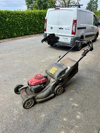 Tosaerba Honda professionale