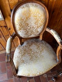 Coppia poltroncine classiche