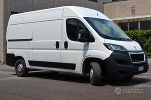 PEUGEOT Boxer 2.2 BlueHDi 140cv (103 kW) - L3H2