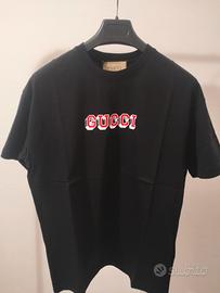 T-Shirt GG uomo nera varie taglie.