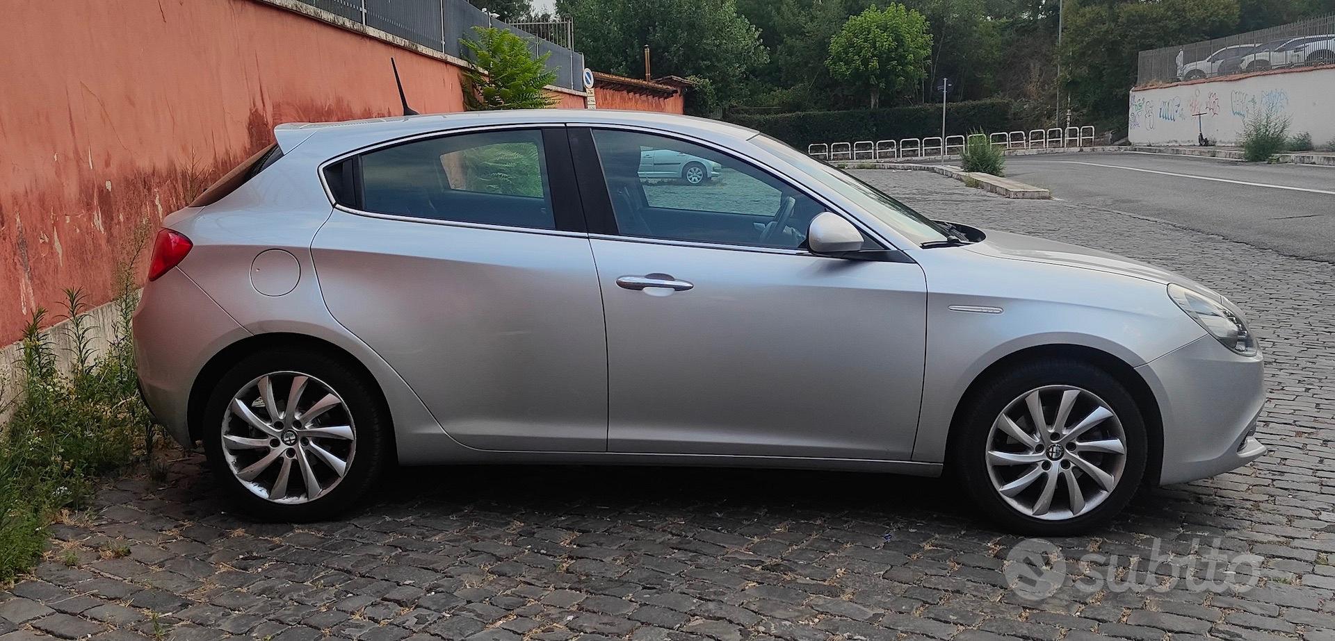 Alfa Romeo Giulietta 2015 photo 3