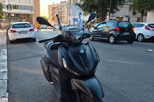 piaggio beverly 400 hpe