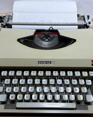 Macchina da scrivere portatile Antares “Capri”