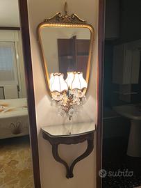 Applique con specchio e consolle