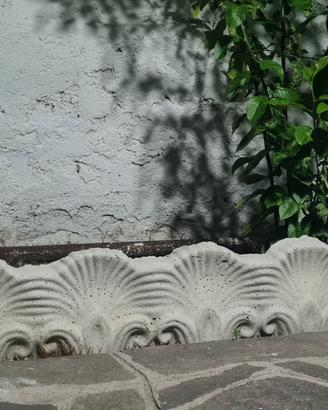 Cordolo/filetta  per  aiuole giardino cemento arm.