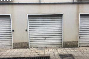 Garage. Via Niscemi,Caltanissetta