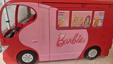 Camper Barbie 2011