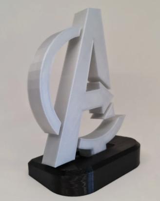Avengers Logo 3D – Decorazione Fan Art Marvel
