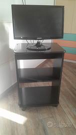 supporto TV con ruote