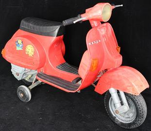 Vespa Giocattolo Peg Perego PC200 con rotelle