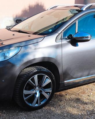 Peugeot 2008 1.6 e-hdi 115 cv