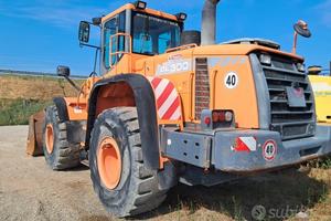 B431-Pala gommata articolata Doosan DL300
