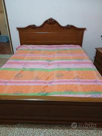 letto camera piu due comodini