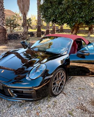 Porsche 911 Carrera 4S Cabriolet