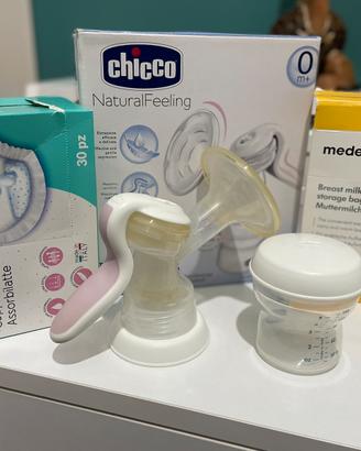 Tiralatte Chicco bustine e coppette assorbilatte