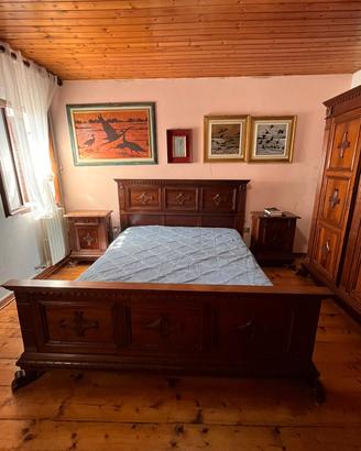 Camera da Letto Completa in Legno Massello