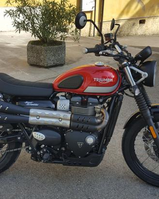 Triumph Street Scrambler 900
