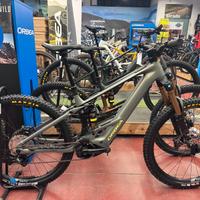 ebike enduro ORBEA WILD H10 M Bosch 5 + kashima