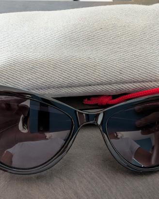 Guess Cat Eye occhiali da sole 